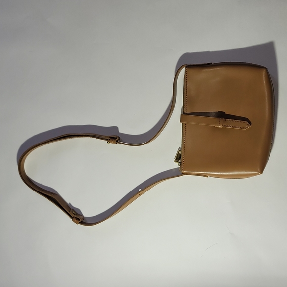 J. Crew Handbags - J Crew 100% leather bag